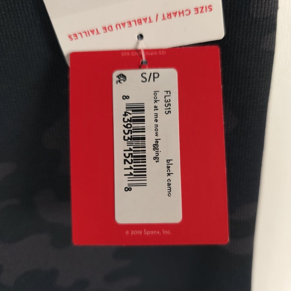 NWT SPANX BLACK CAMO Look At Me Now Seamless Leggings FL3515 Size S/P, M,L - Picture 12 of 12